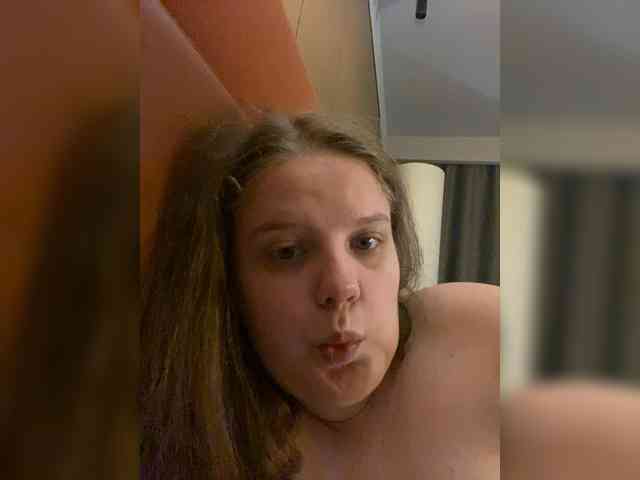 sweet_____cute webcam