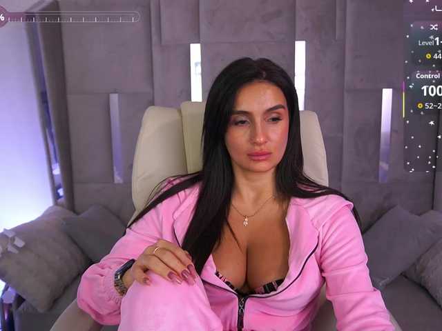 AnzhyTeqila live cam on BongaCams