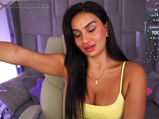 AnzhyTeqila live cam on BongaCams