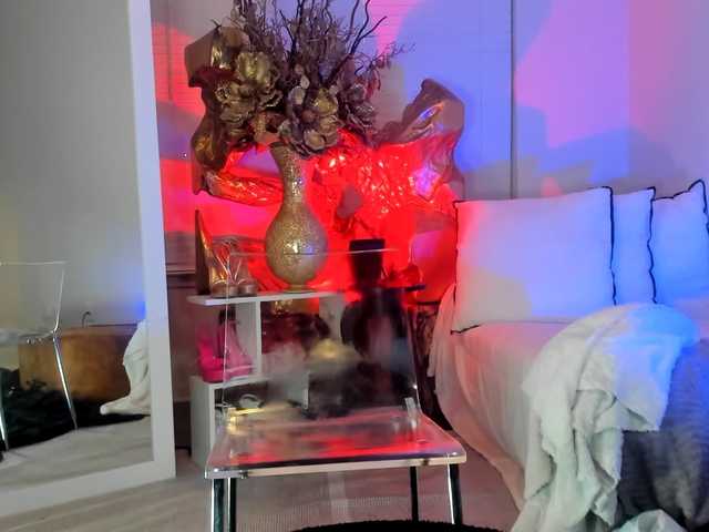 Classy4uuuu live cam preview