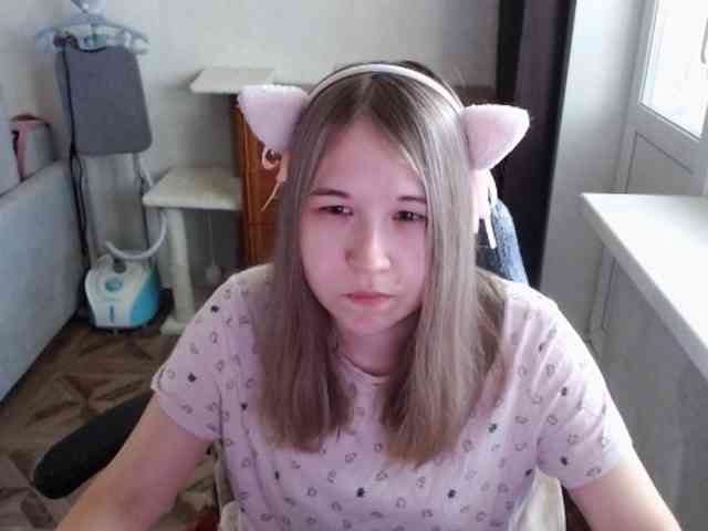 EmilyWay Live Webcam on BongaCams