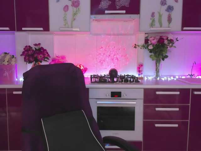 Olivija2020 live cam preview