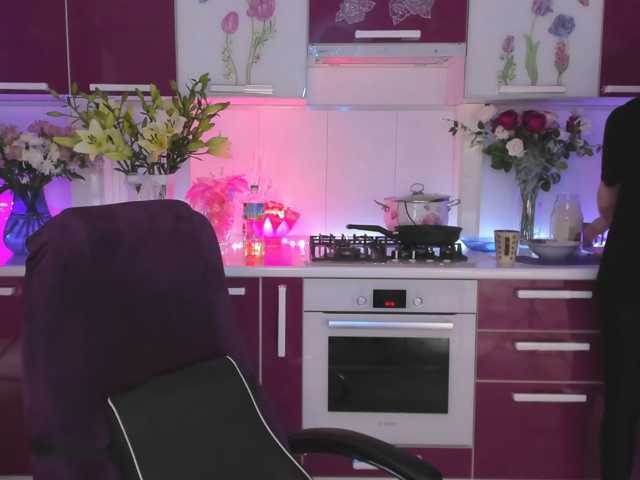 Olivija2020 live cam preview