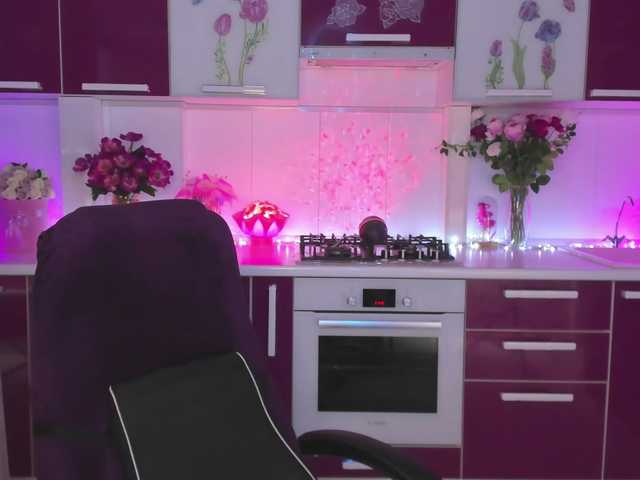 Olivija2020 live cam on BongaCams