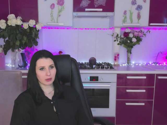 Olivija2020's BongaCams show and profile