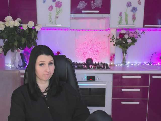 Olivija2020's BongaCams show and profile