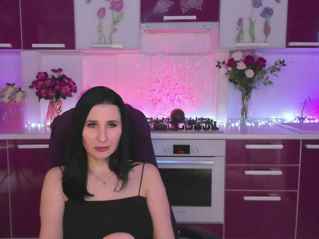Chat with Olivija2020 live cam