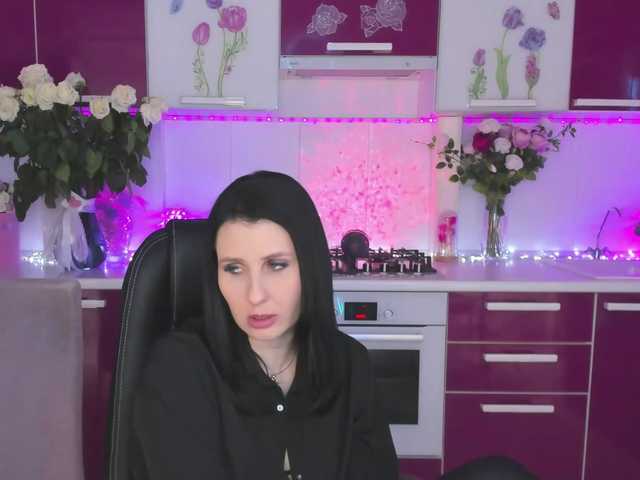 Olivija2020's BongaCams show and profile