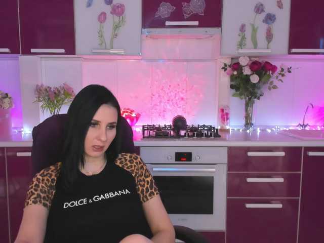 Olivija2020 live cam preview