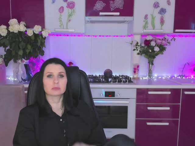 Olivija2020's BongaCams show and profile
