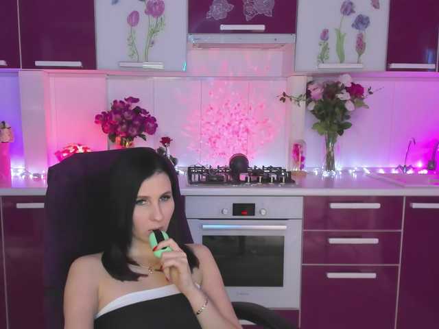 Olivija2020 live cam on BongaCams