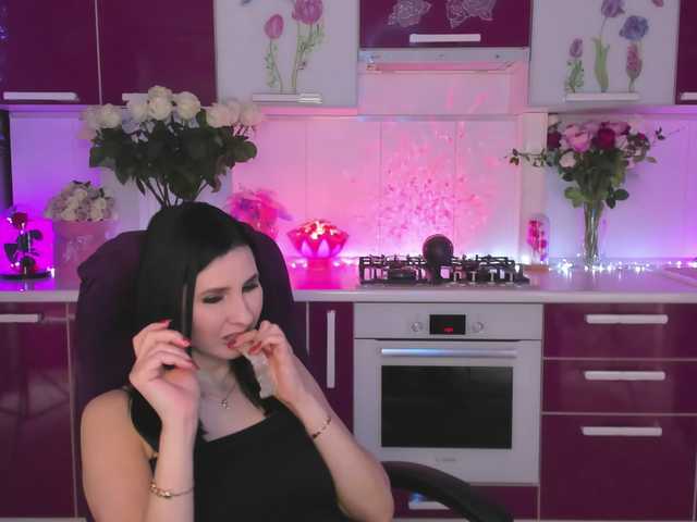 Olivija2020 live cam preview