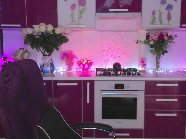 Olivija2020 live cam preview