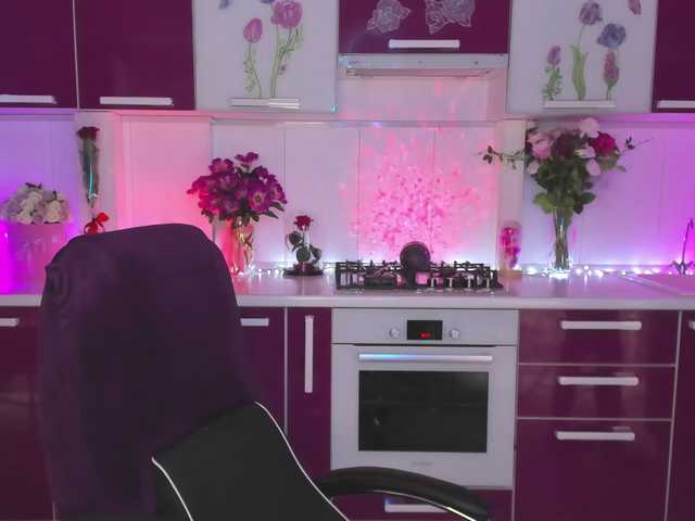 Olivija2020 live webcam show