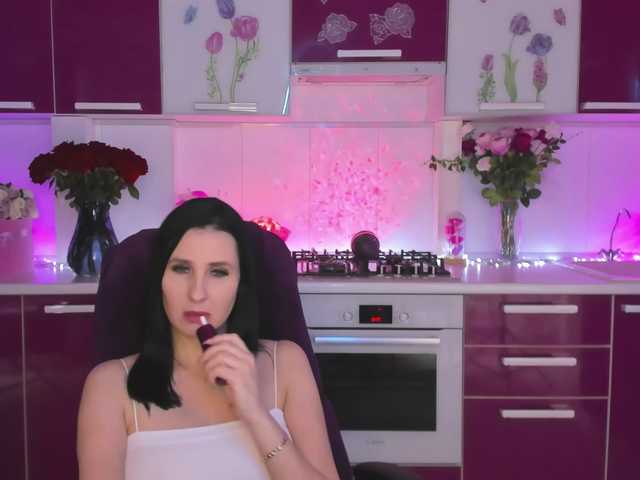 Olivija2020 live cam