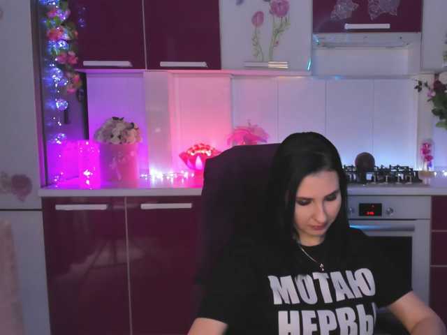 Olivija2020, en vivo ahora en BongaCams