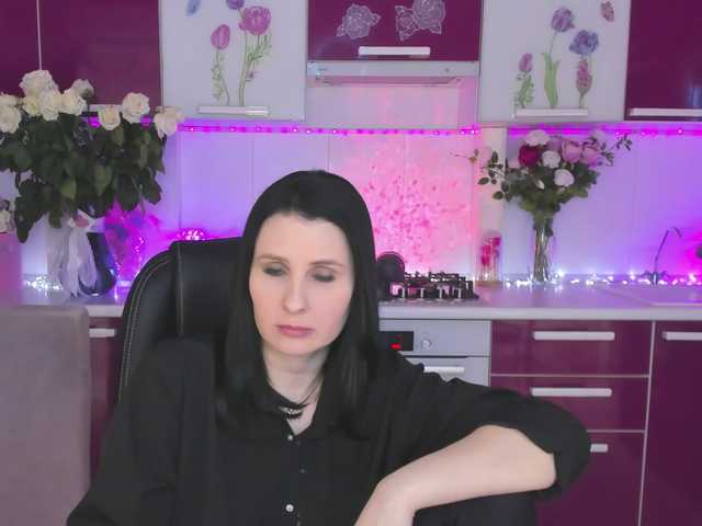 Olivija2020's BongaCams show and profile