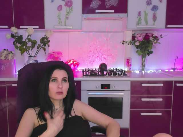 Olivija2020 live cam preview