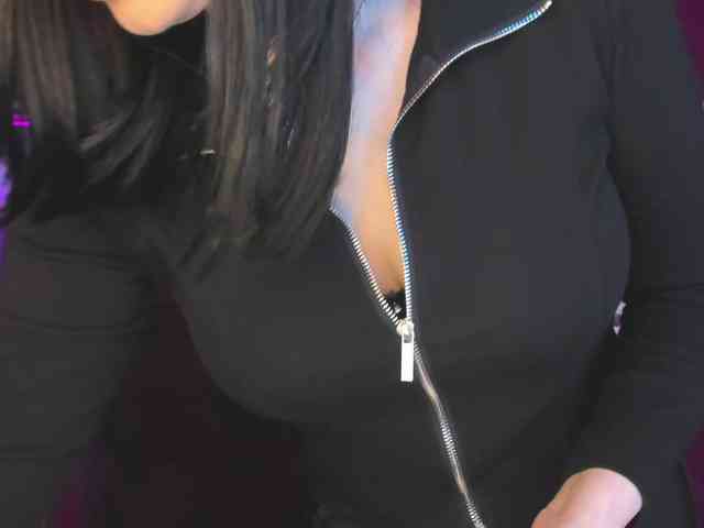 Olivija2020 webcam