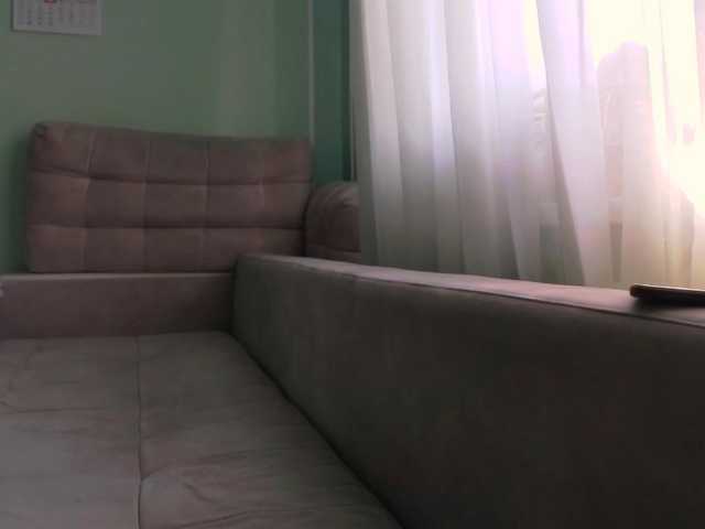oljaF7 live cam on BongaCams
