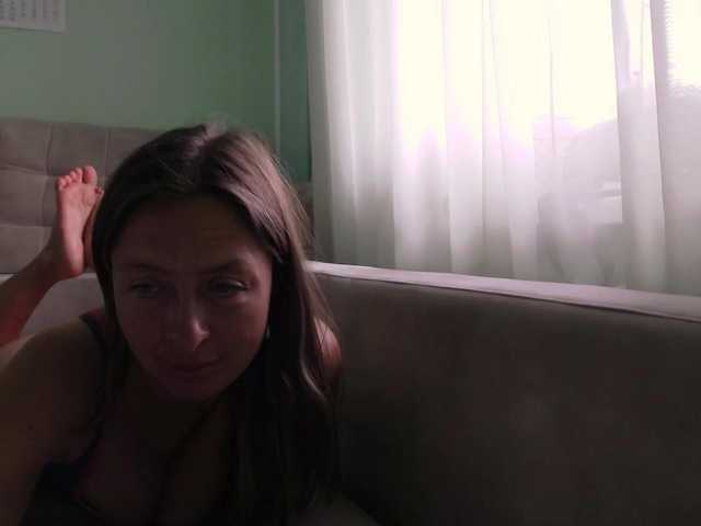 oljaF7 live cam on BongaCams