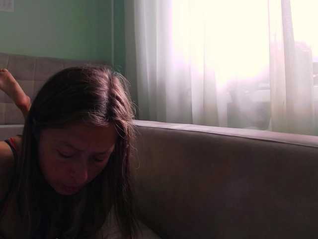 oljaF7 live cam on BongaCams