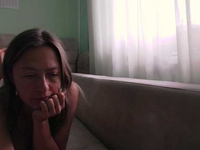 oljaF7 live cam on BongaCams
