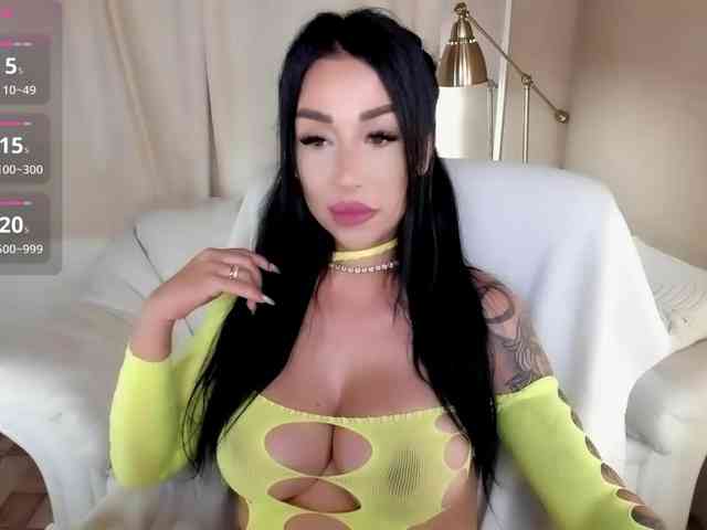 xxjulyahottxx webcam
