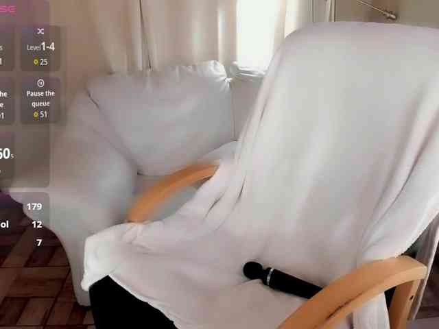 xxjulyahottxx webcam