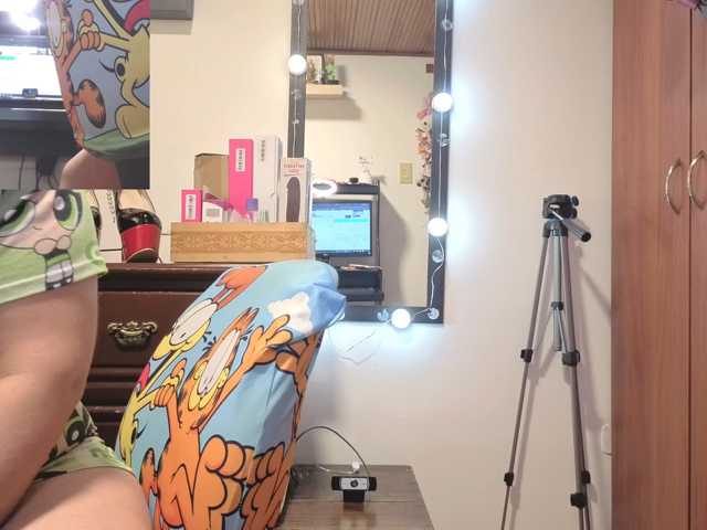 zoedoll live cam preview