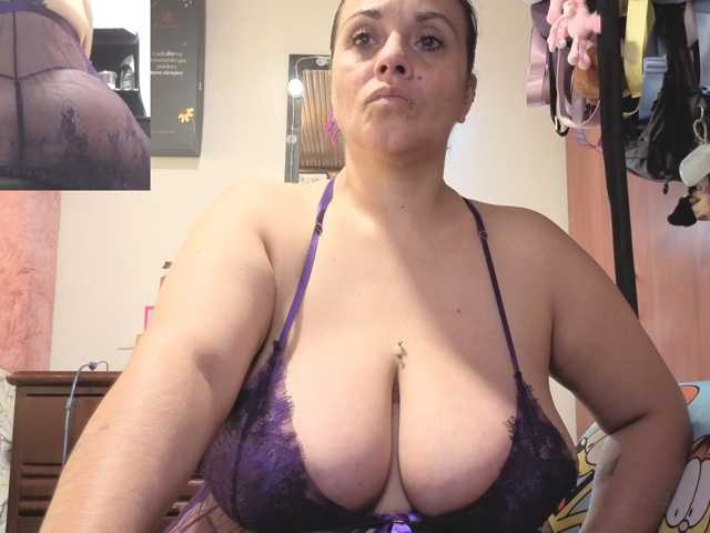 zoedoll live cam preview