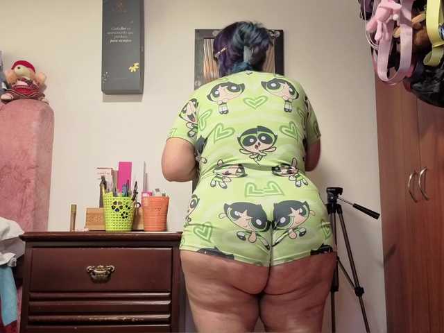 zoedoll live cam on BongaCams