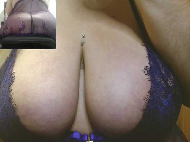 zoedoll live cam on BongaCams