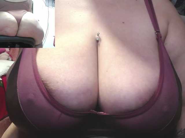 zoedoll live cam on BongaCams