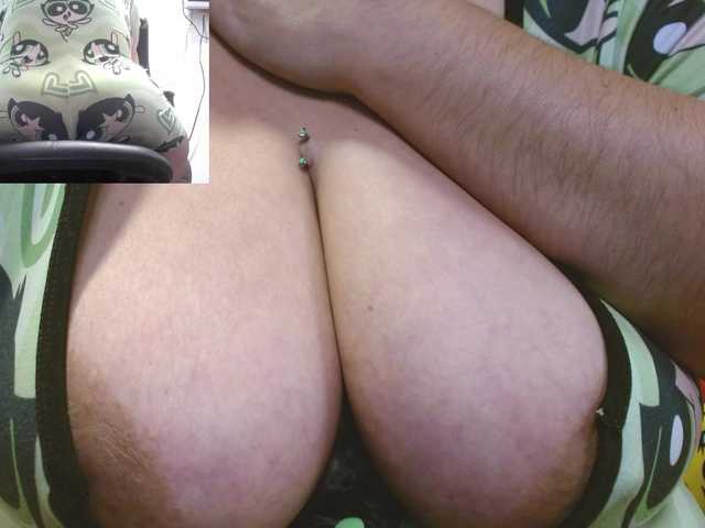 zoedoll live cam on BongaCams