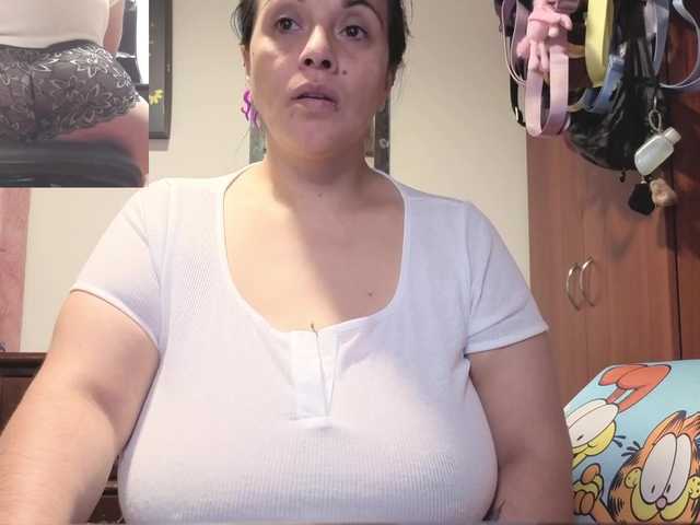zoedoll live cam on BongaCams