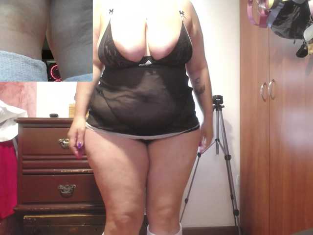 zoedoll live cam on BongaCams