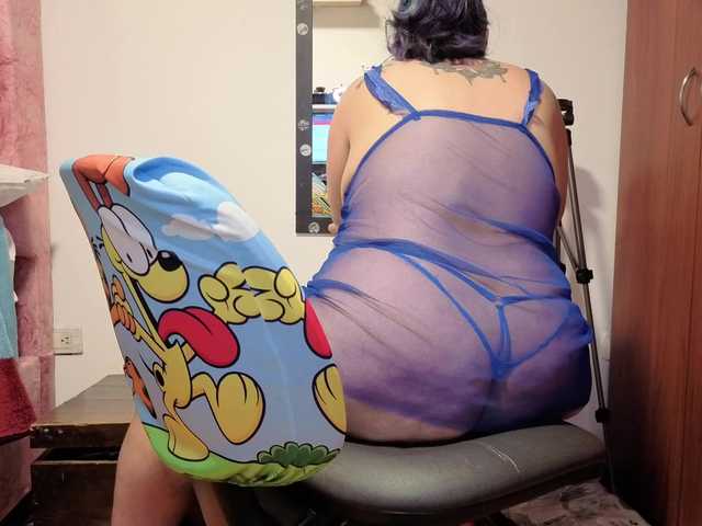 zoedoll live cam on BongaCams