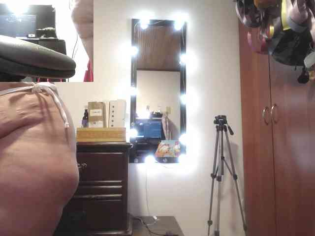 zoedoll webcam