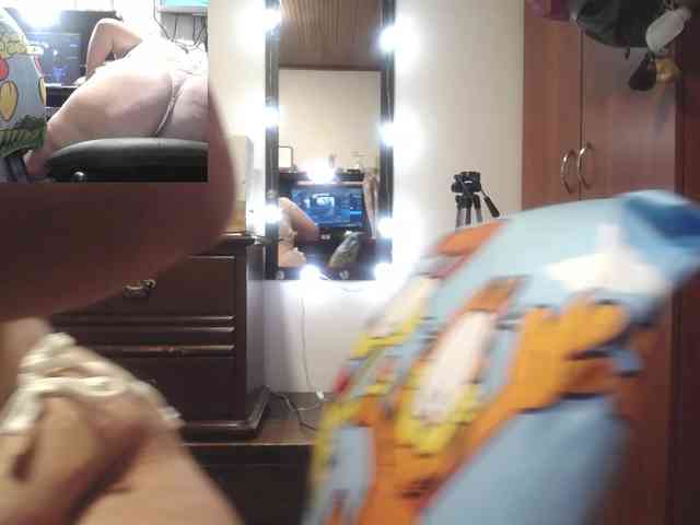zoedoll webcam