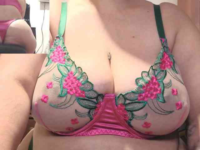 zoedoll webcam