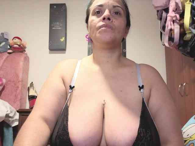 zoedoll Live Webcam on BongaCams