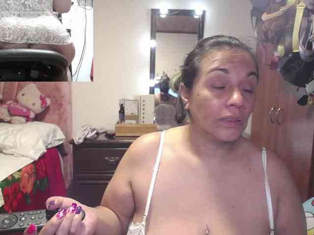 zoedoll webcam