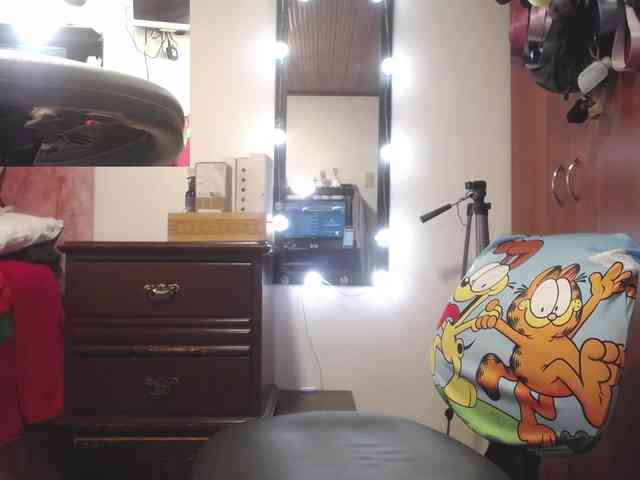 zoedoll webcam