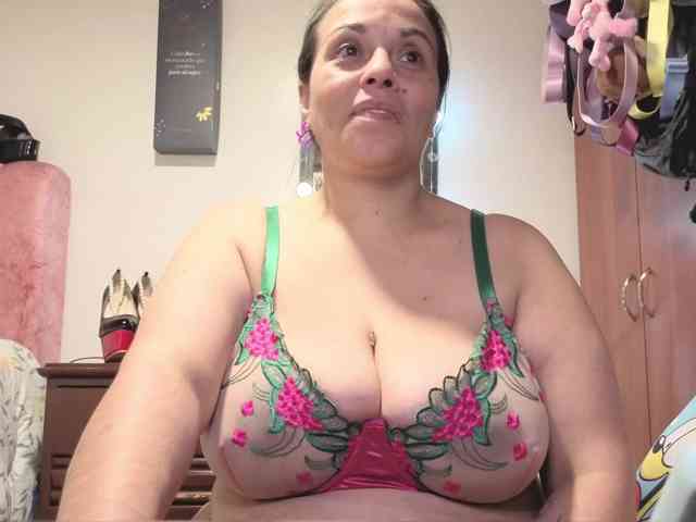 zoedoll webcam