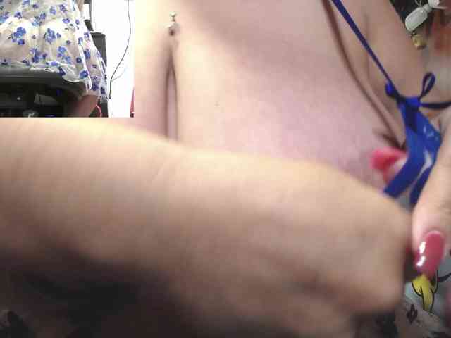 zoedoll webcam