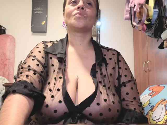 zoedoll webcam