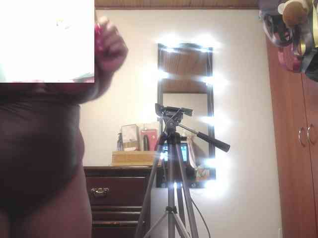 zoedoll webcam