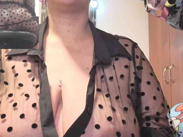 zoedoll webcam