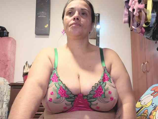 zoedoll webcam